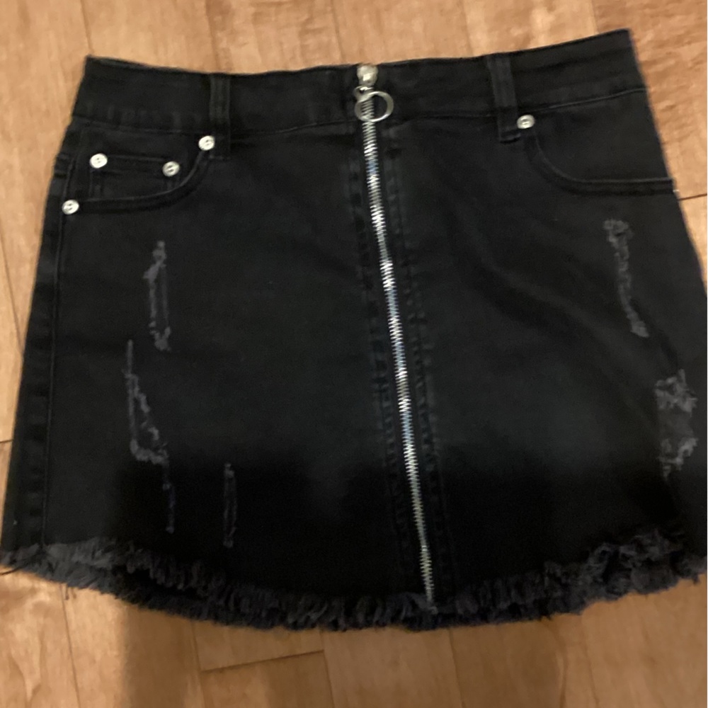 Black denim skirt with front zipper